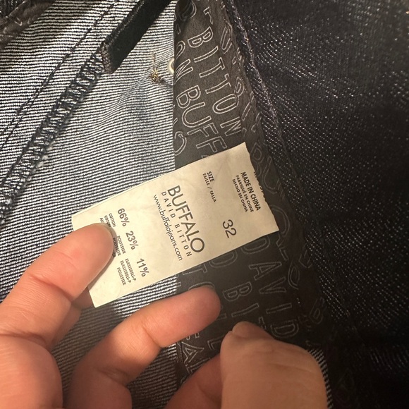 Buffalo David Bitton jeans - Picture 2 of 2